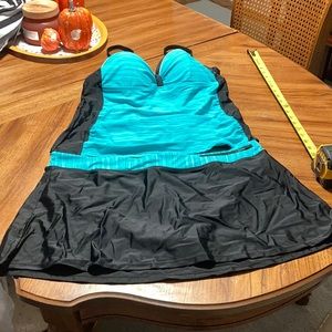 Bikini swimsuit skort size XL